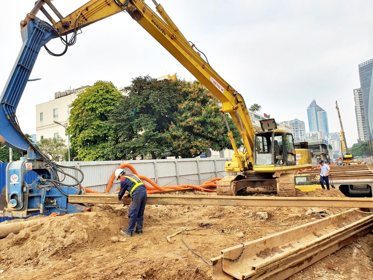 quy-trinh-dong-coc-cu-larsen-1